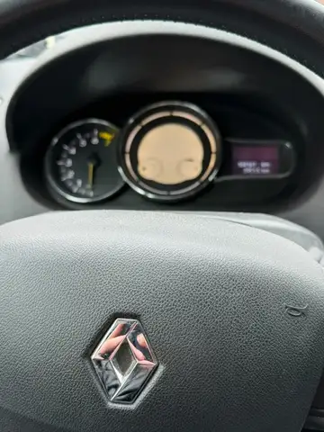 Renault Megane view 12