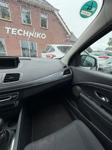Renault Megane view 4