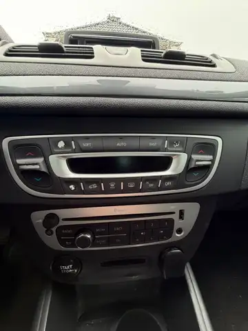 Renault Megane view 11