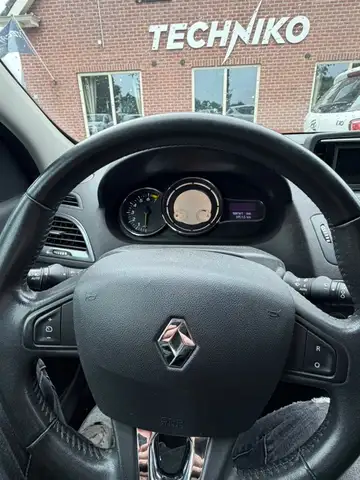 Renault Megane view 14