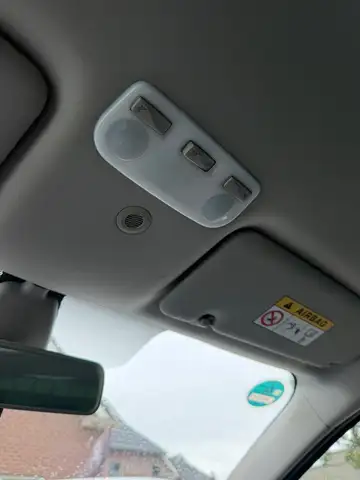 Renault Megane view 10