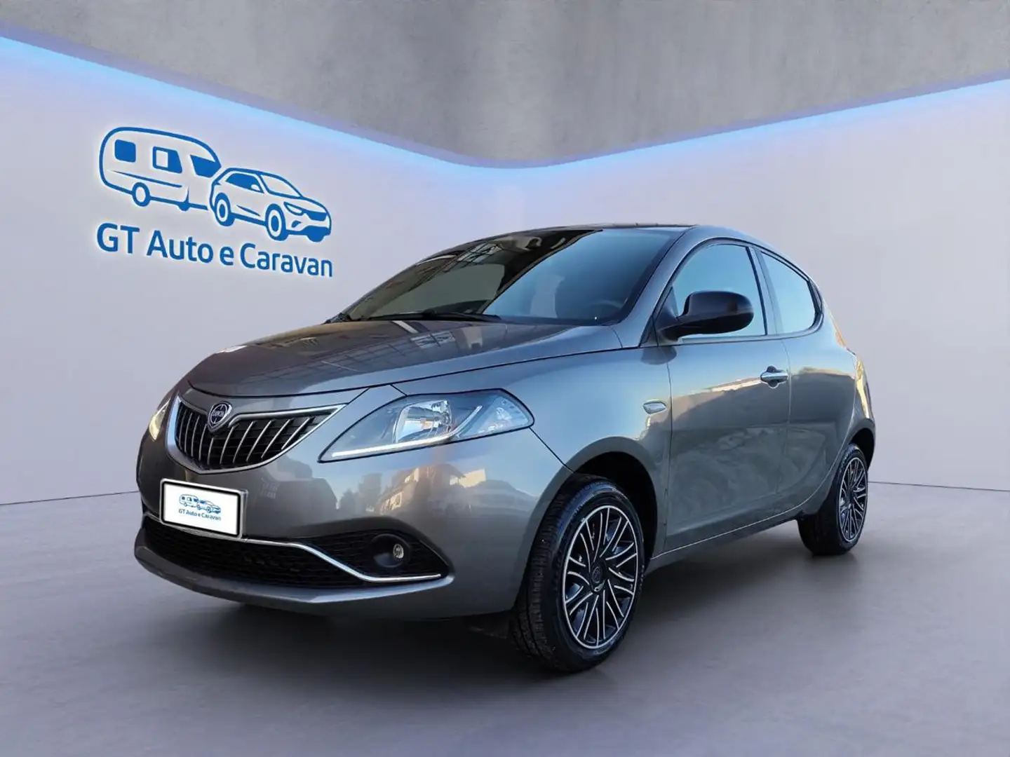 Lancia Ypsilon 1.0 FireFly 5 porte S&S Hybrid Gold Gris - 1