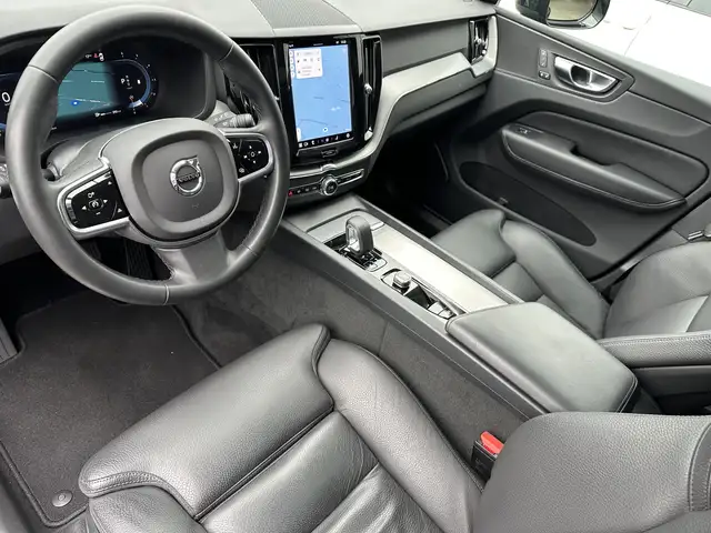 Volvo XC60 view 9
