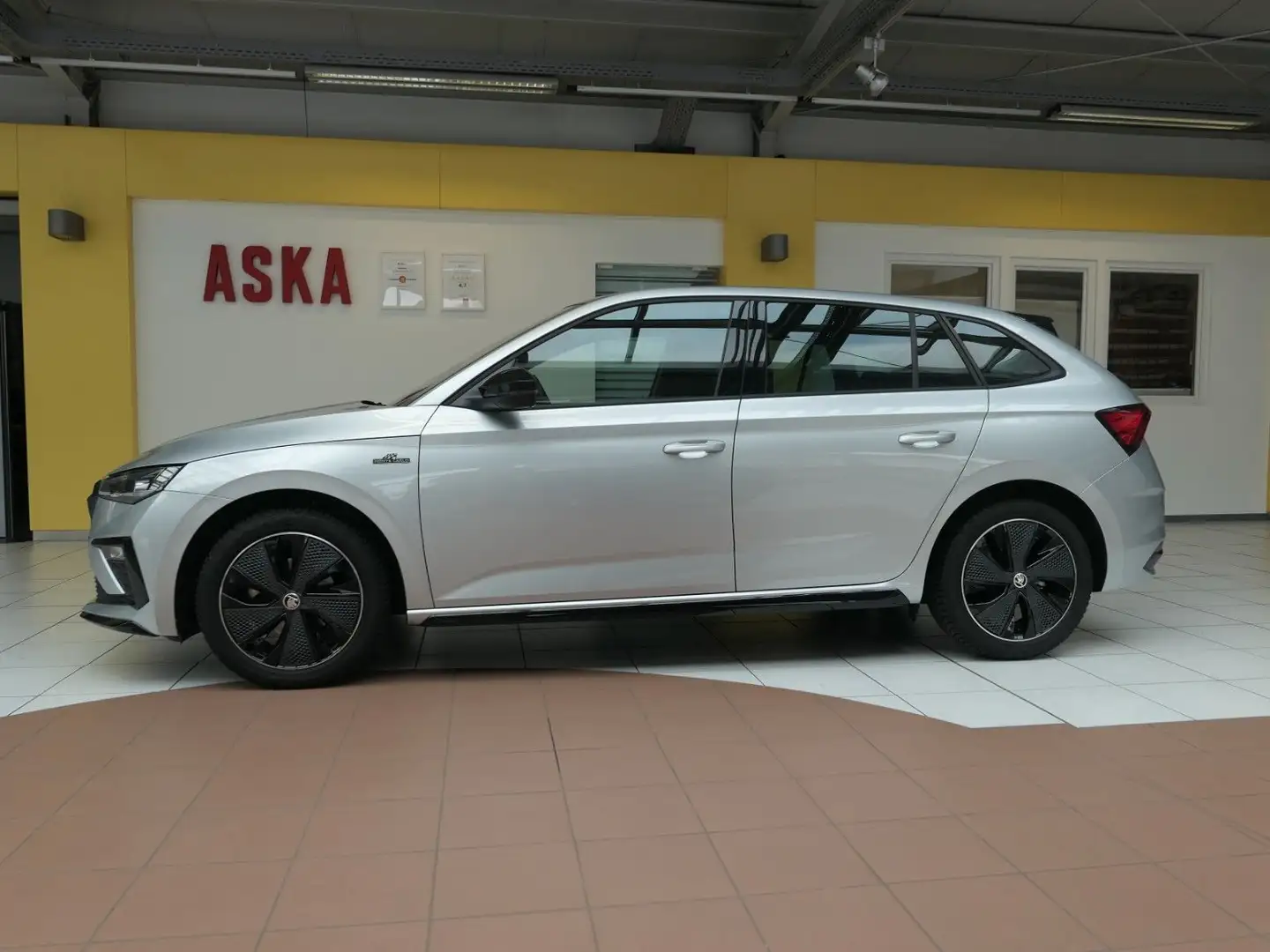 Skoda Scala Monte Carlo*ACC*LM*Android Auto*Panoramadach*LED Argento - 2