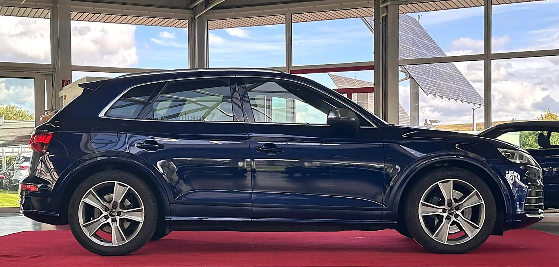Audi SQ5 3.0 TDI quattro HUD LEDER LED RFK B&O Blau - 2