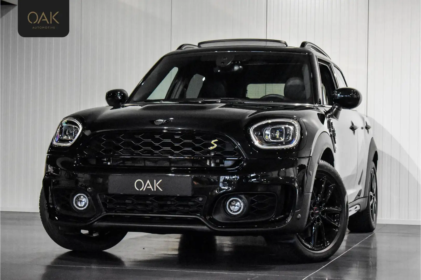 MINI John Cooper Works Countryman SE Hybrid ALL4 | JCW-Trim | Navi | Panorama | Loun Noir - 1