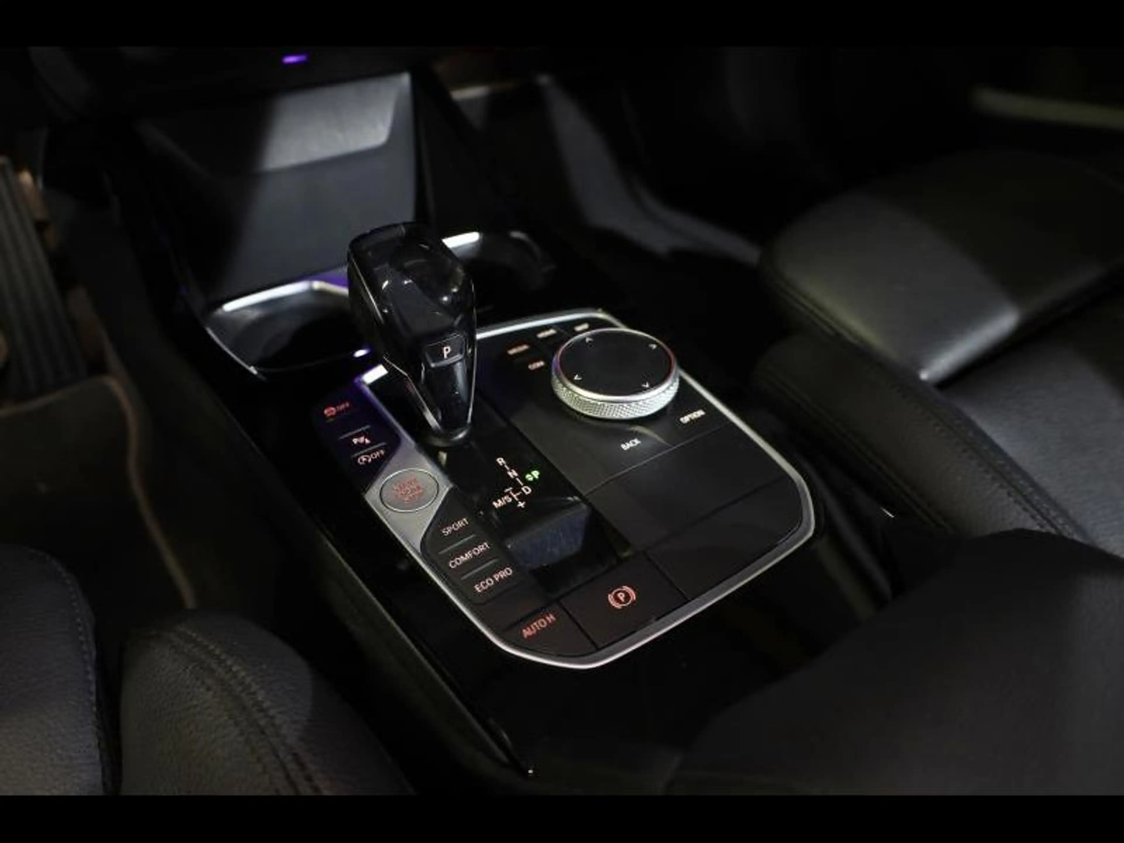 BMW 216 d Gran Coupé Sport Line — photo 12