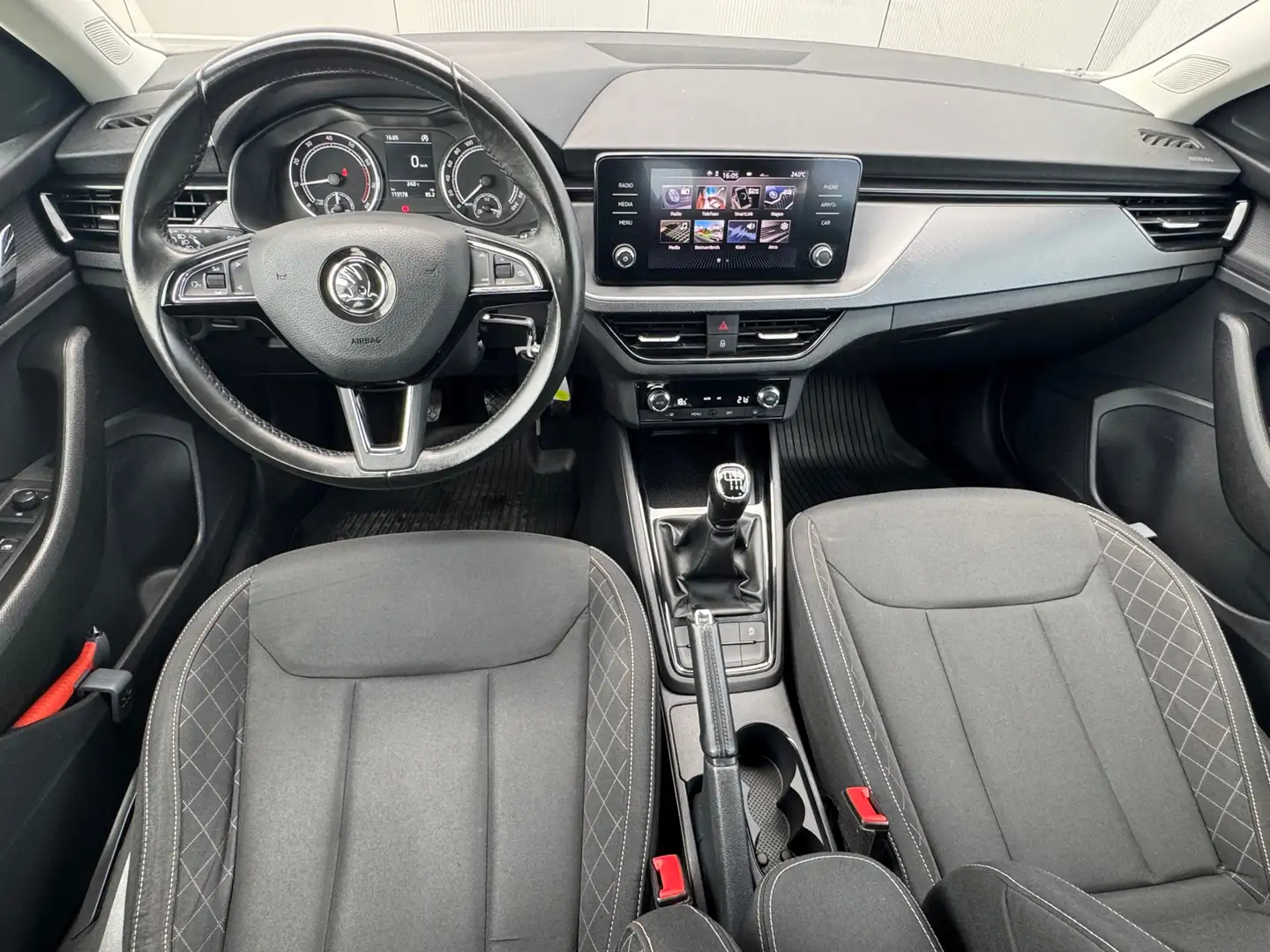 Skoda Scala 1.0 TSI * Cruise * PDC * Trekhaak * Grijs - 2