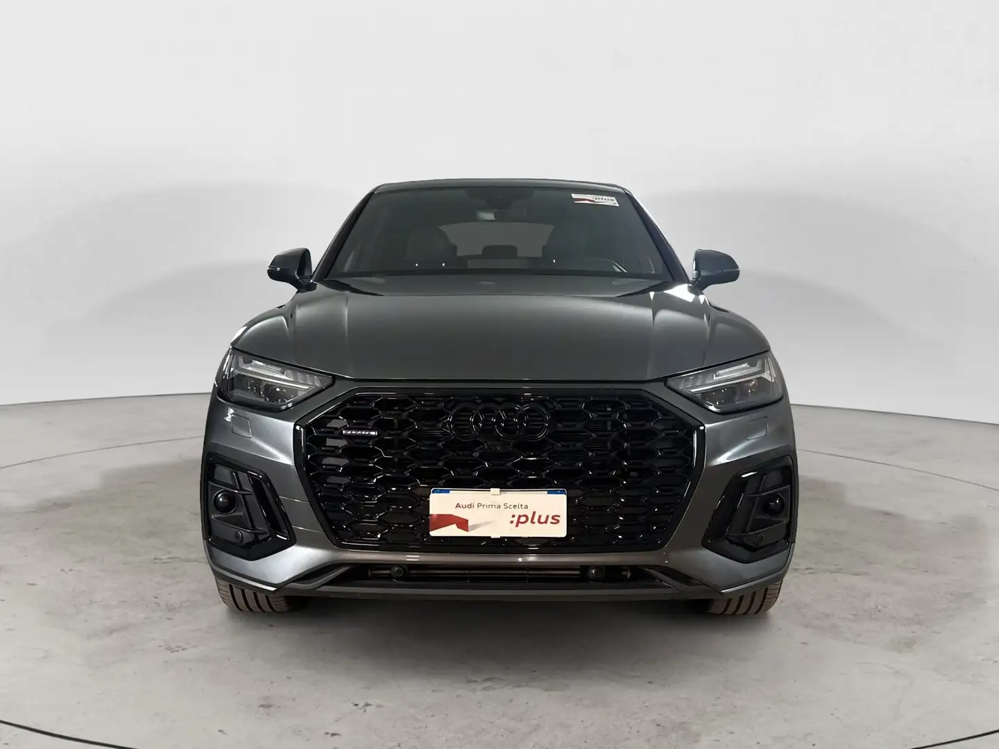 Audi Q5 SPB 50 TFSI e quattro S tronic S line plus Grau - 2
