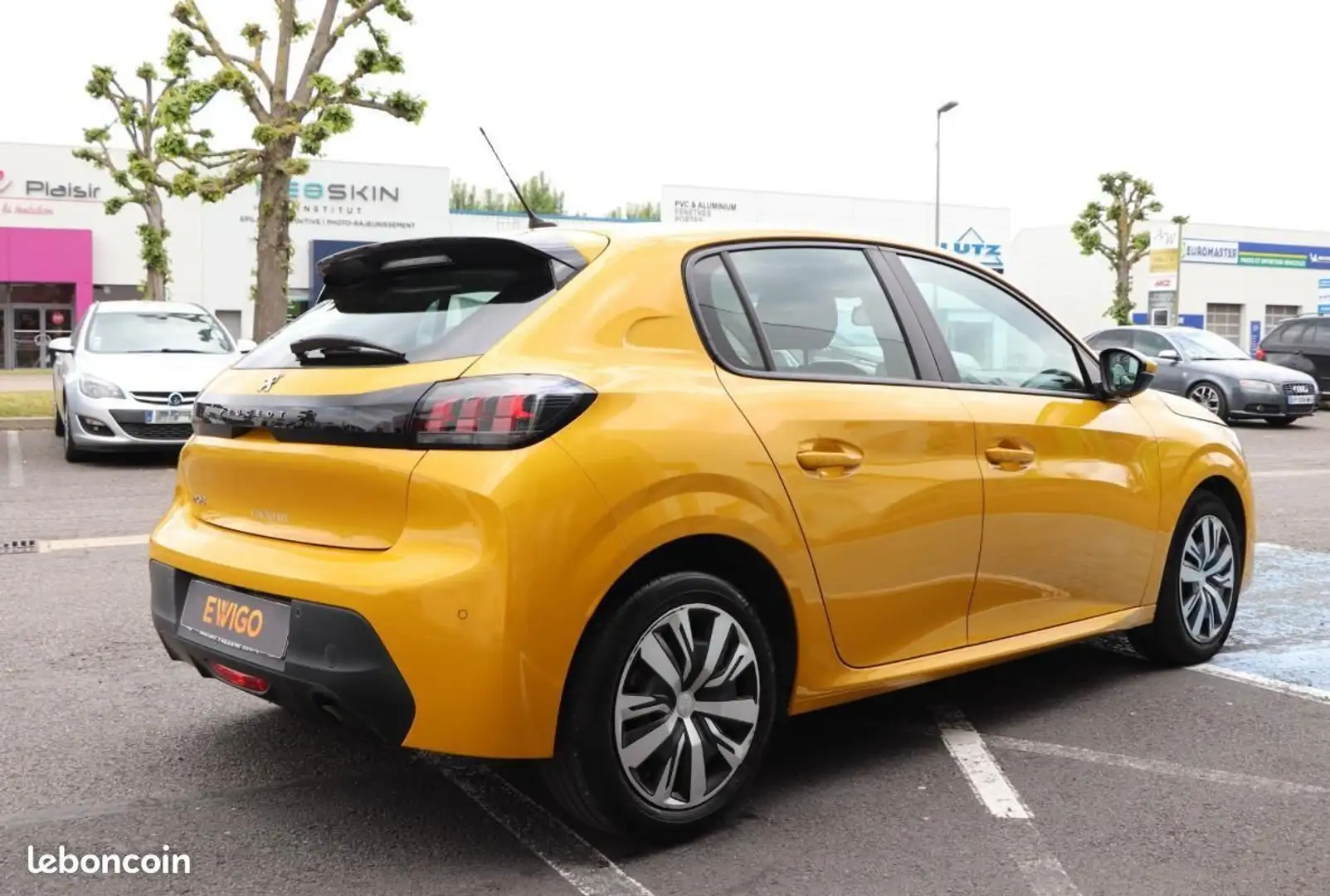 Peugeot 208 GENERATION-I 1.2 100ch ACTIVE- COURROIE OK PREMIER Amarillo - 2
