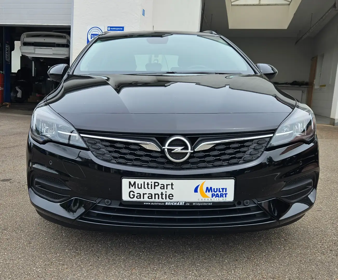 Opel Astra Astra 1.5 D Start/Stop Sports Tourer Edition Schwarz - 2