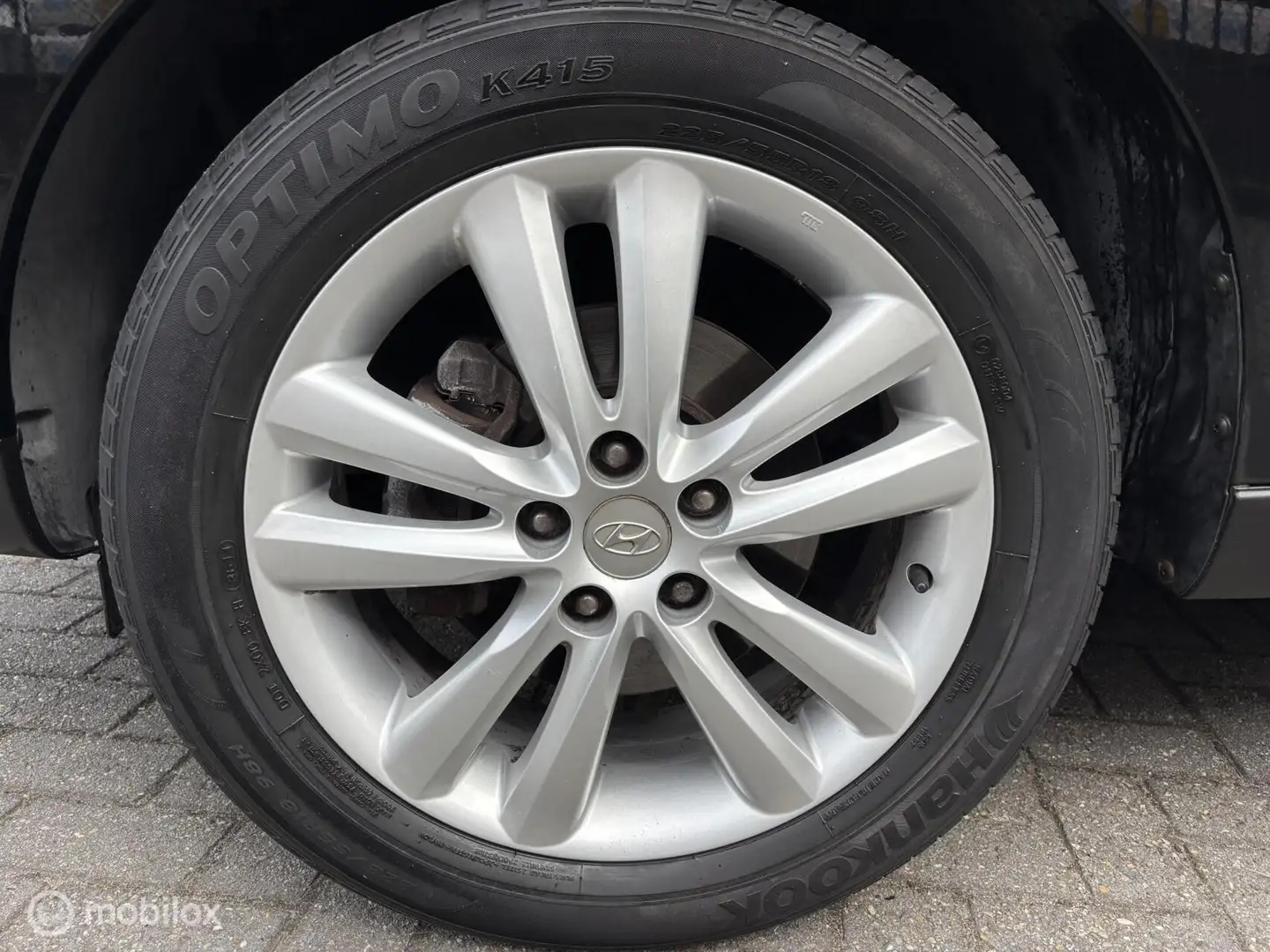 Hyundai iX35 2.0i i-Catcher Automaat NAVI ECC Cruise PANO 18" P Zwart - 2