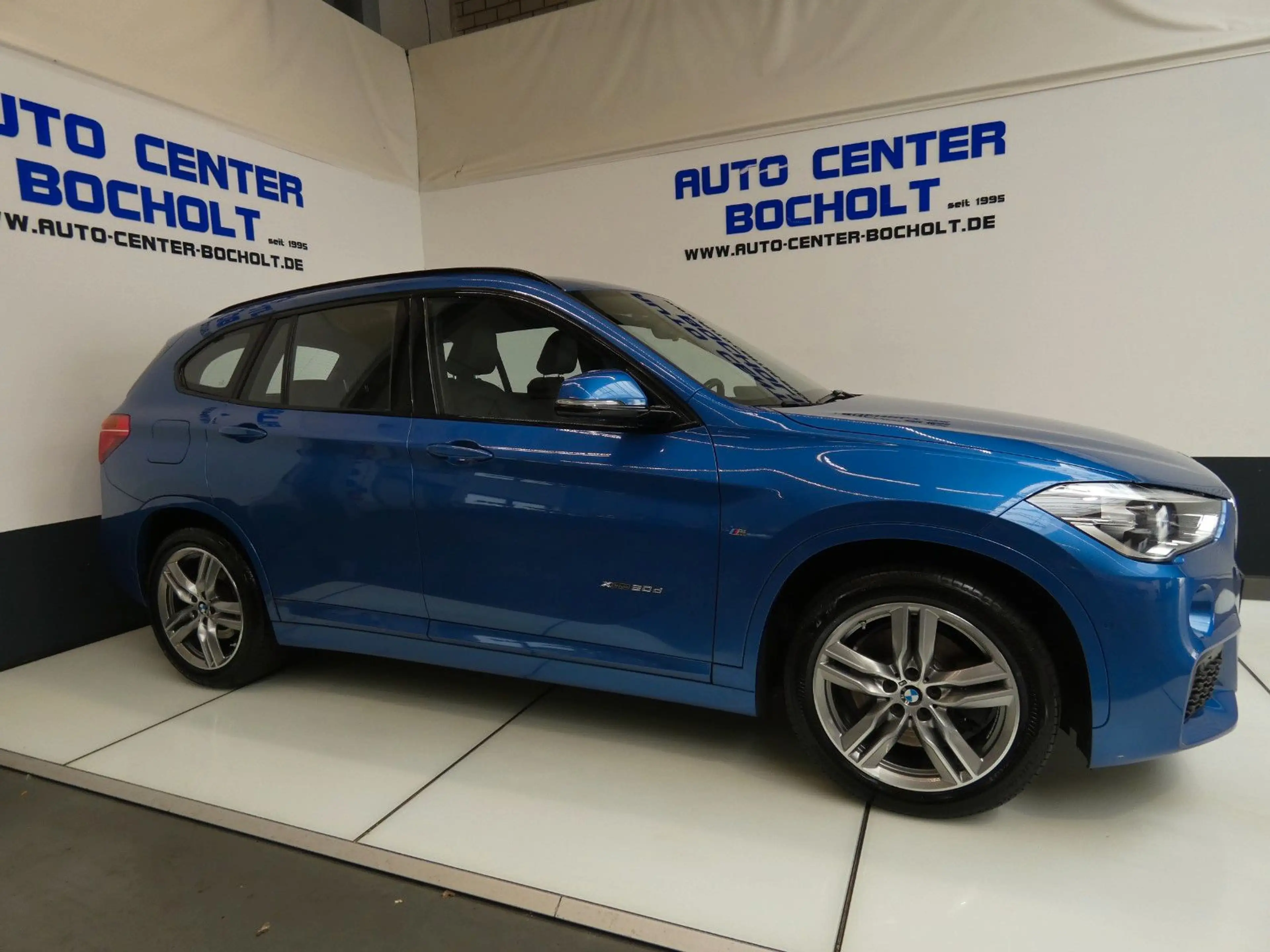 BMW X1 xDrive 20 d M Sportpaket*HUD*Navi*Leder — photo 4