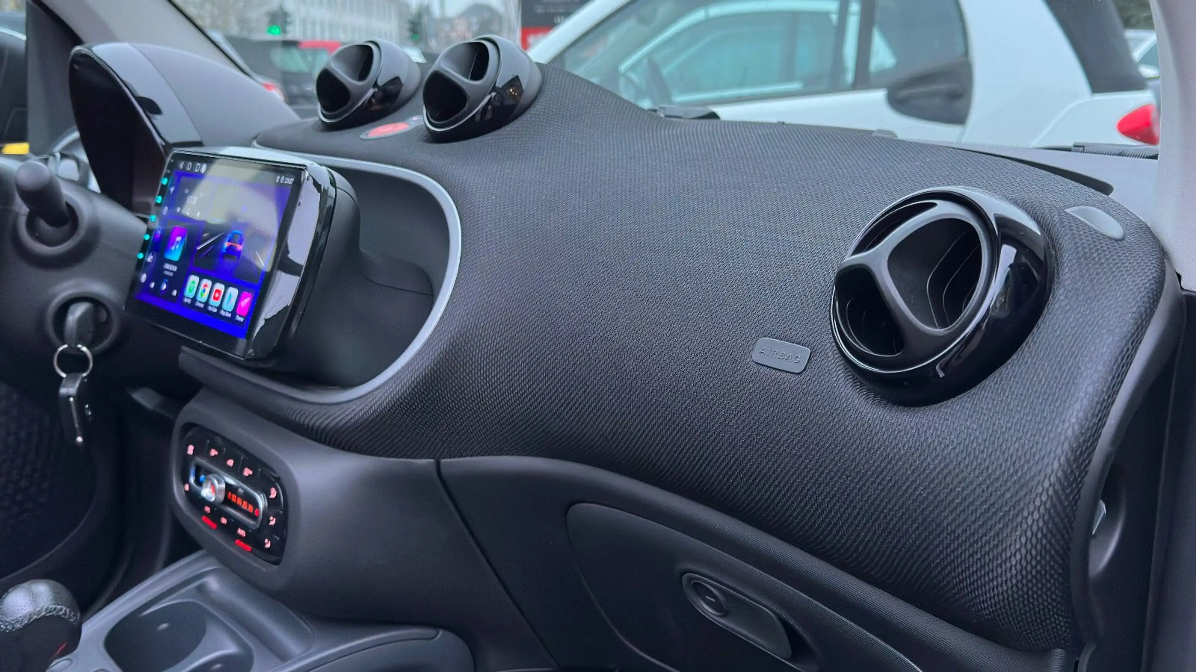 smart forTwo Cabrio TURBO DCT MIDNIGHT BLUE & SILVER TOP! — photo 12