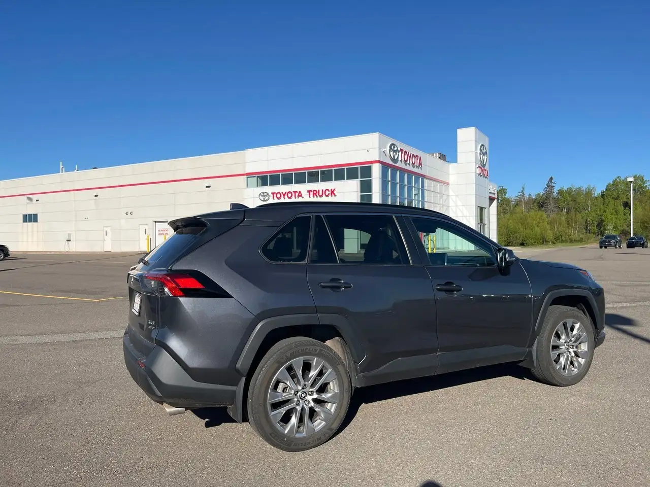 Toyota RAV 4 снимка Toyota RAV 4