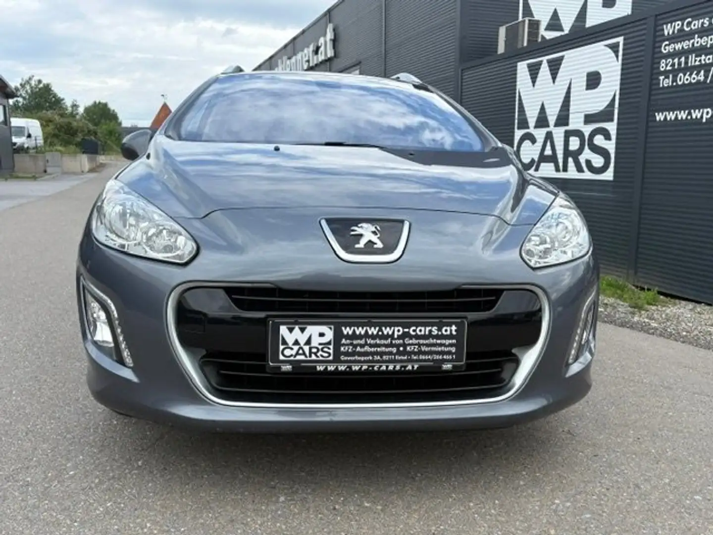 Peugeot 308 Allure Grau - 2