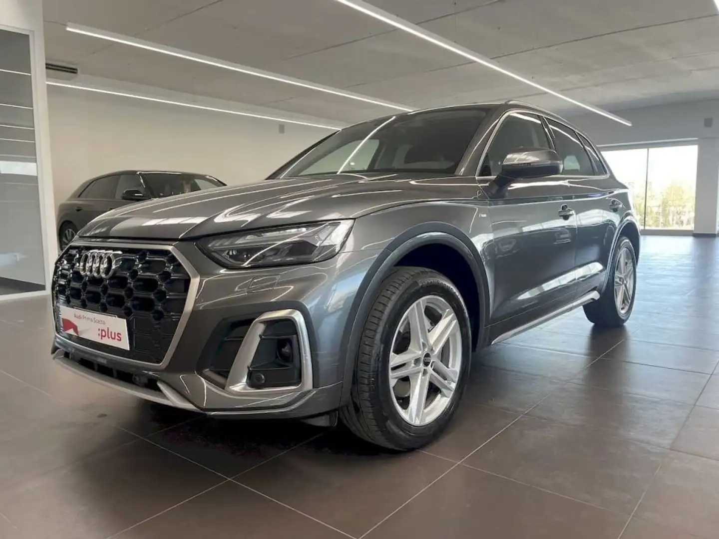 Audi Q5 40 TDI 204 CV quattro S tronic S line Grigio - 1