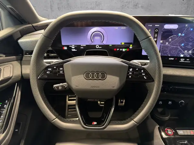 Audi A6 Avant view 9