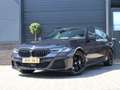 BMW 530 5-serie Touring 530e xDrive M Sport | Pano | Massa Zwart - thumbnail 1