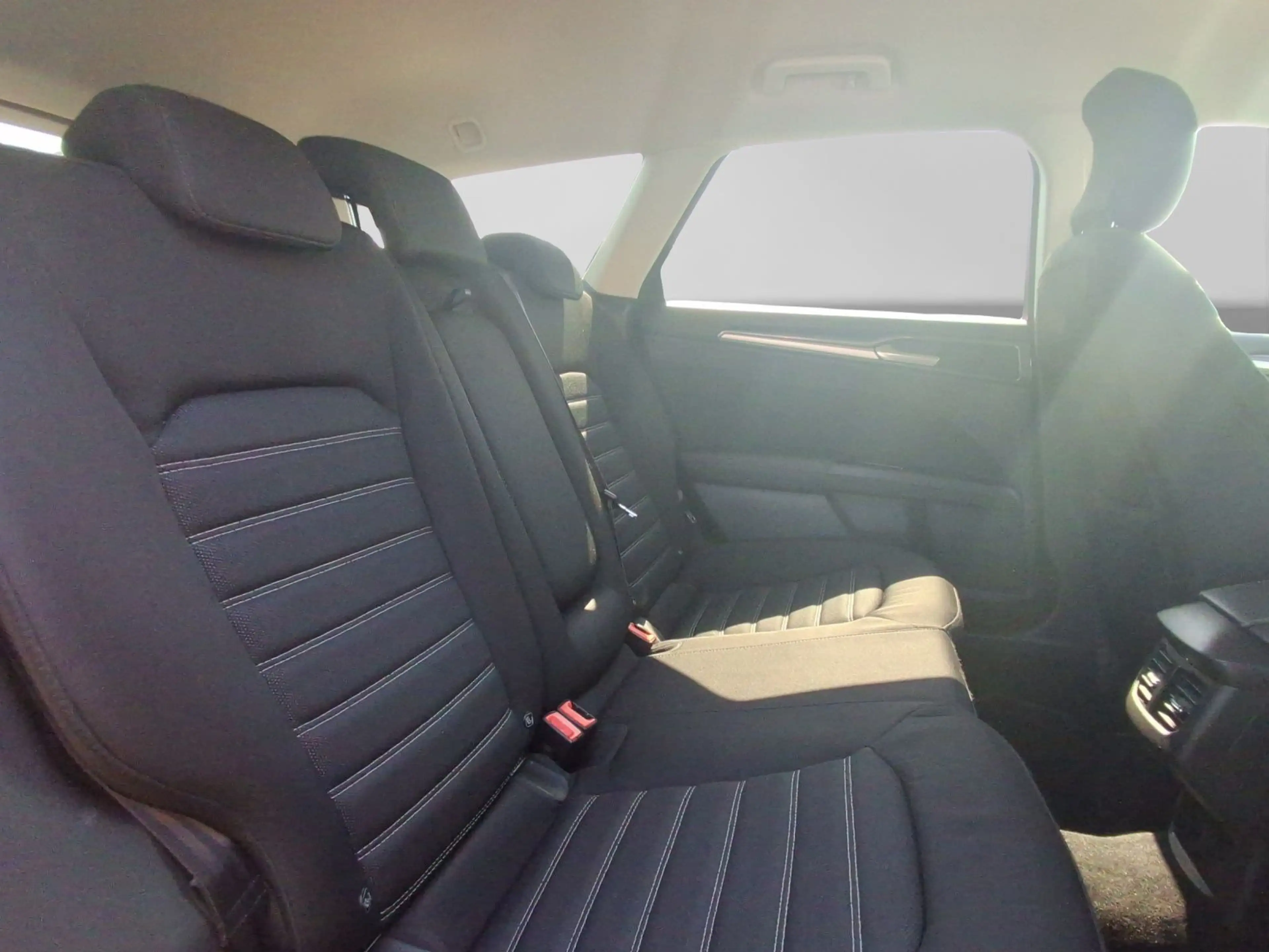 Ford Mondeo Turnier 2.0EcoBlue BUSINESS EDITION KAMER — photo 6