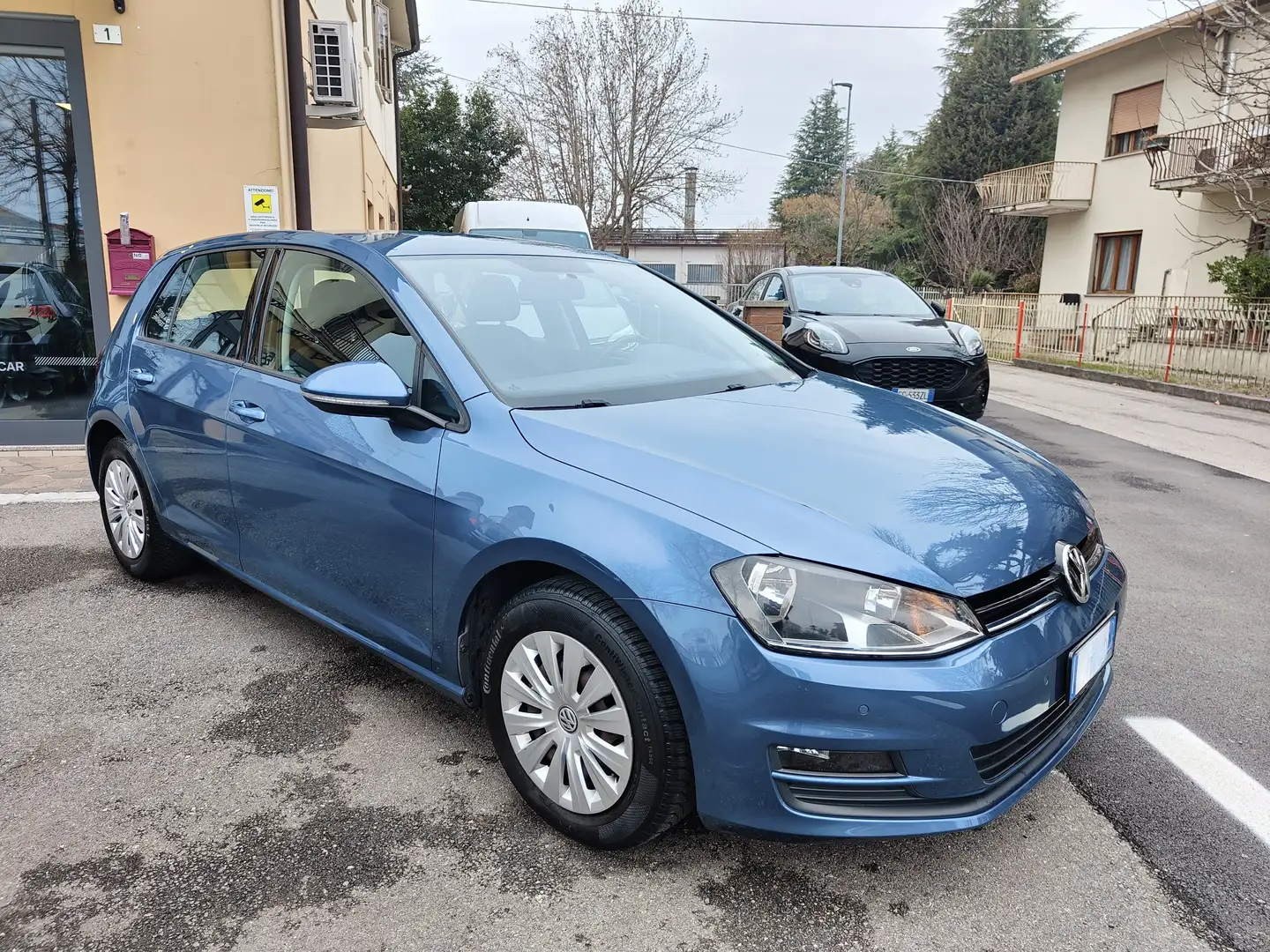 Volkswagen Golf 5p 1.2 TSI Trendline 85cv E6 NEOPATENTATI Bleu - 1