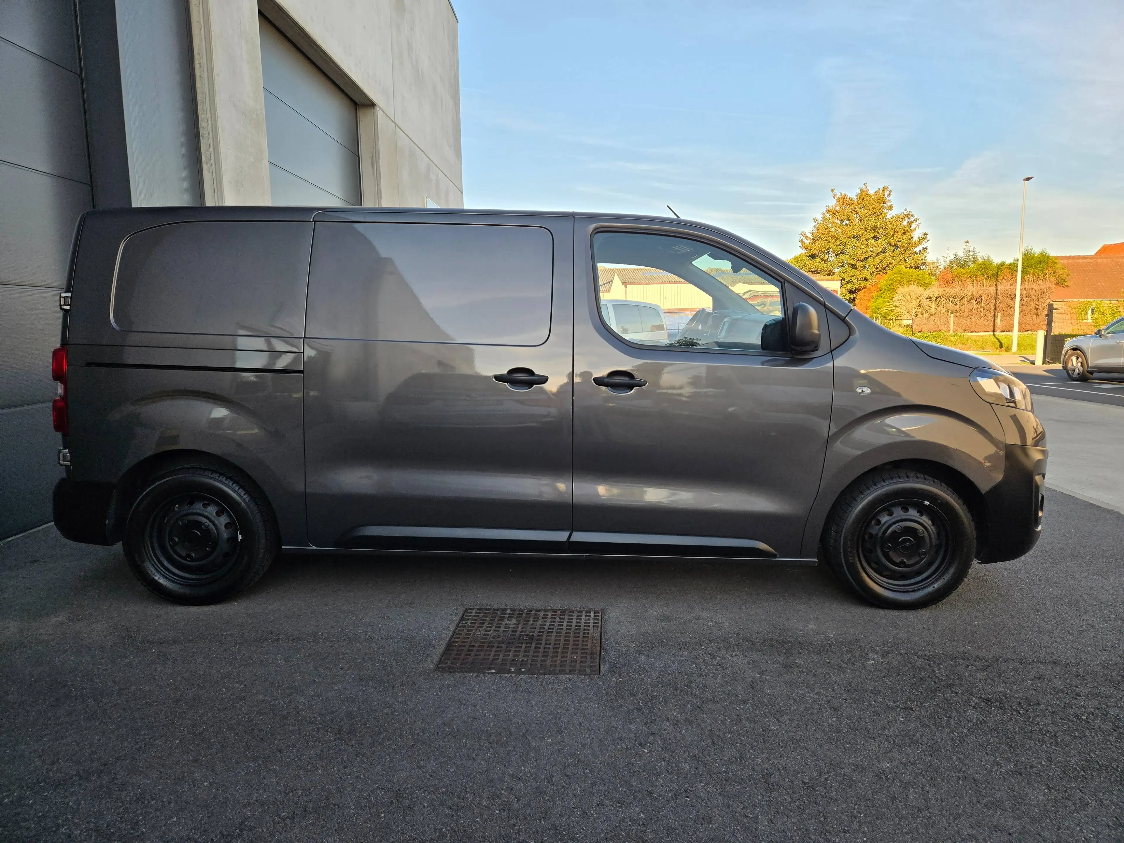 Opel Vivaro L2H1 BTW-WAGEN-CARPLAY-CAMERA-TREKHAAK — photo 4