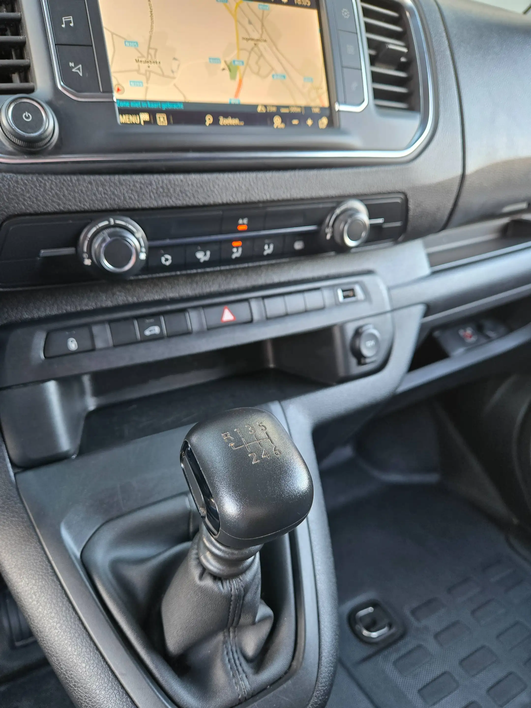 Opel Vivaro L2H1 BTW-WAGEN-CARPLAY-CAMERA-TREKHAAK — photo 18