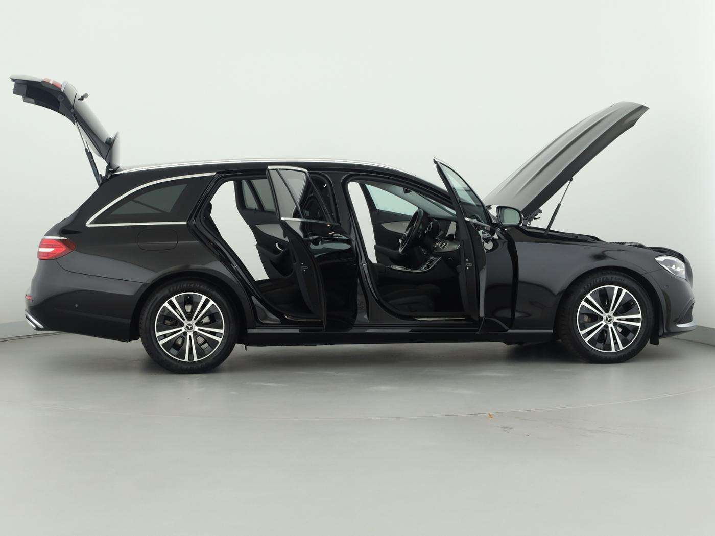 Mercedes-Benz E 220