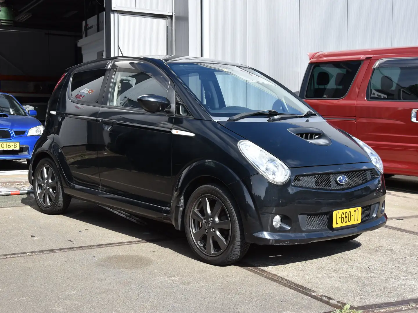 Subaru R2 Supercharged - JDM - Kei car Zwart - 2