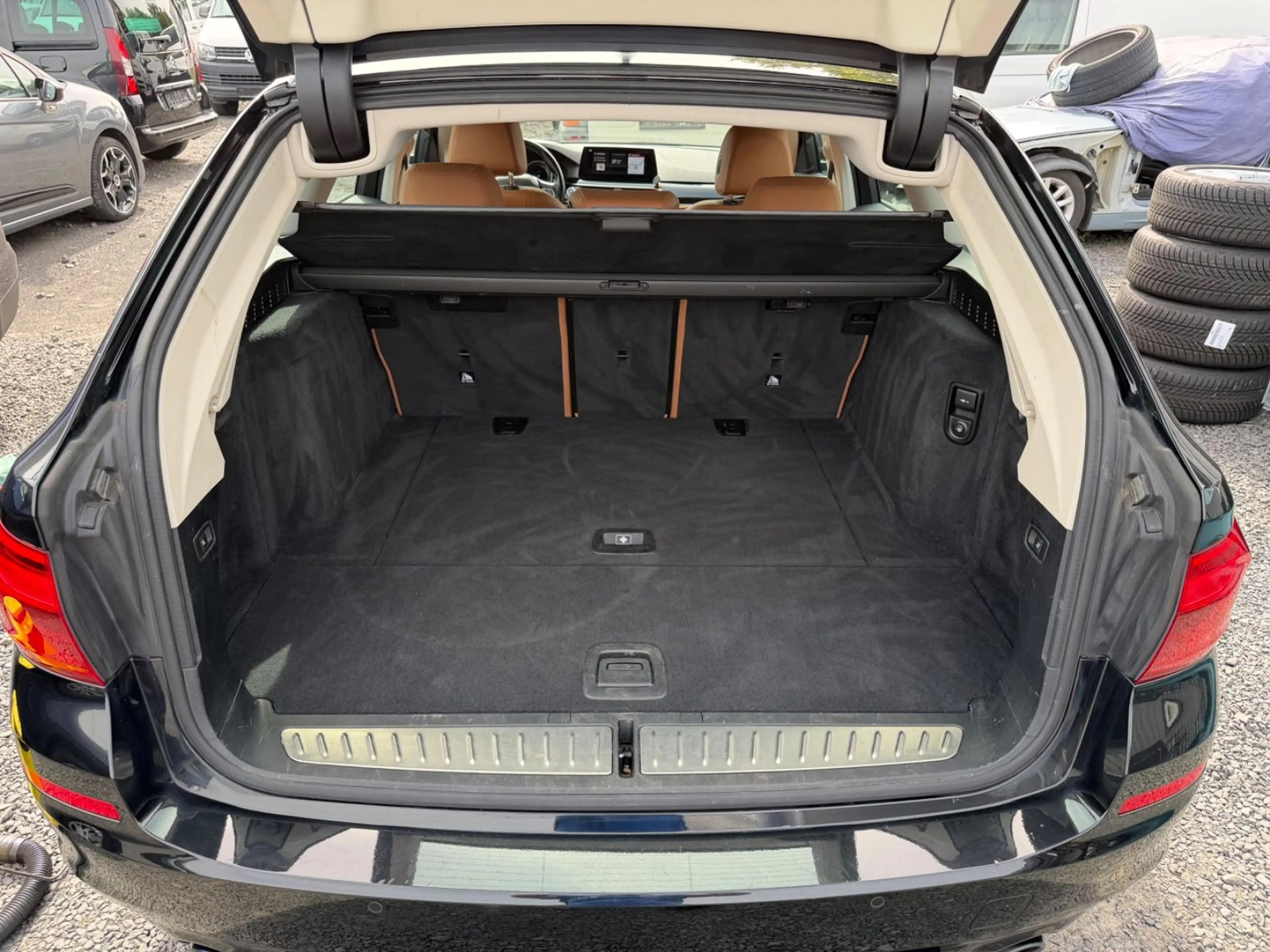 BMW 525 d Sport Line Touring - Head Up- AHK - — photo 14
