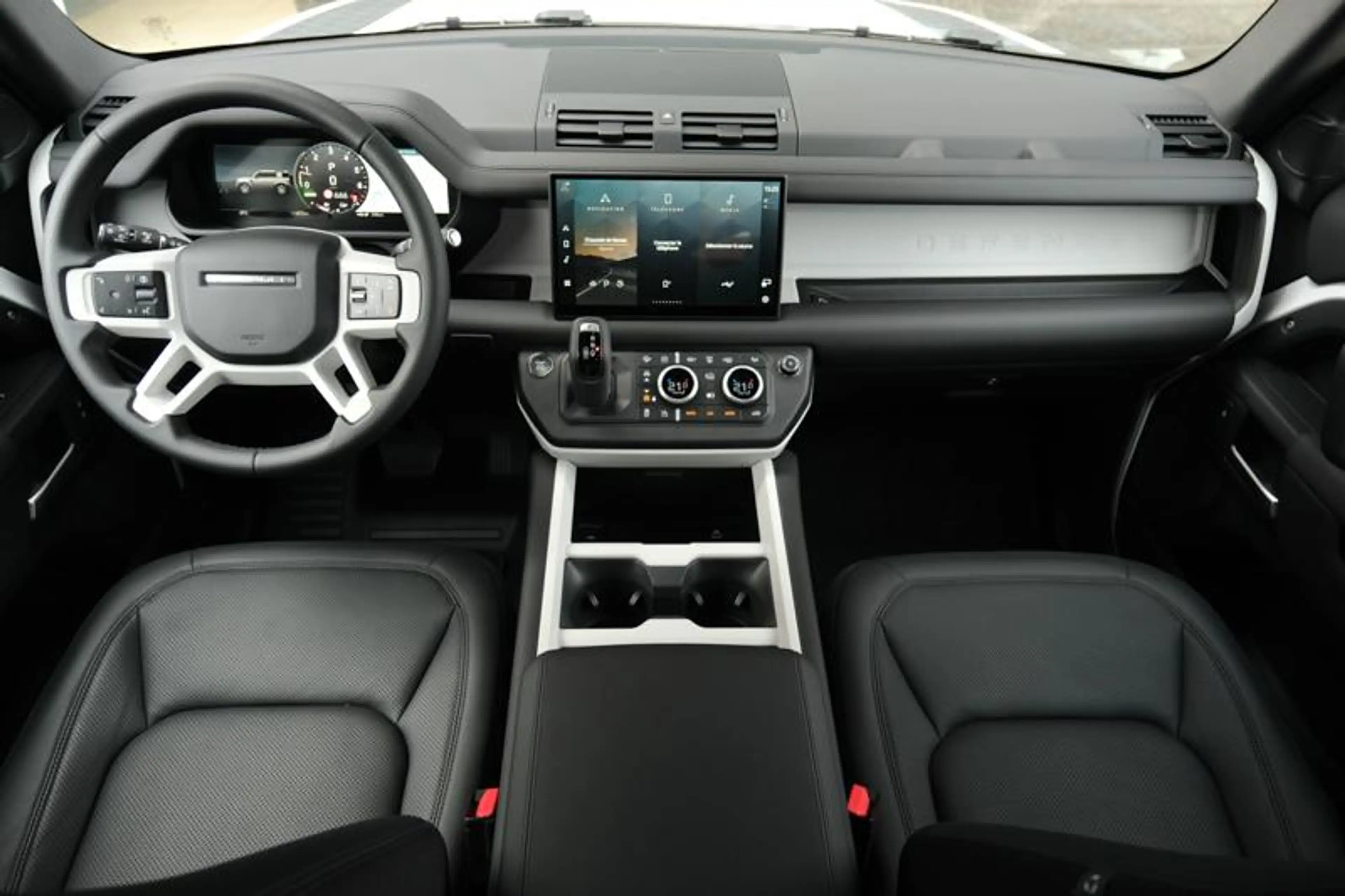 Land Rover Defender 110 P300e S | TOWB | OFF ROAD PACK | ACC | 360° | — photo 8