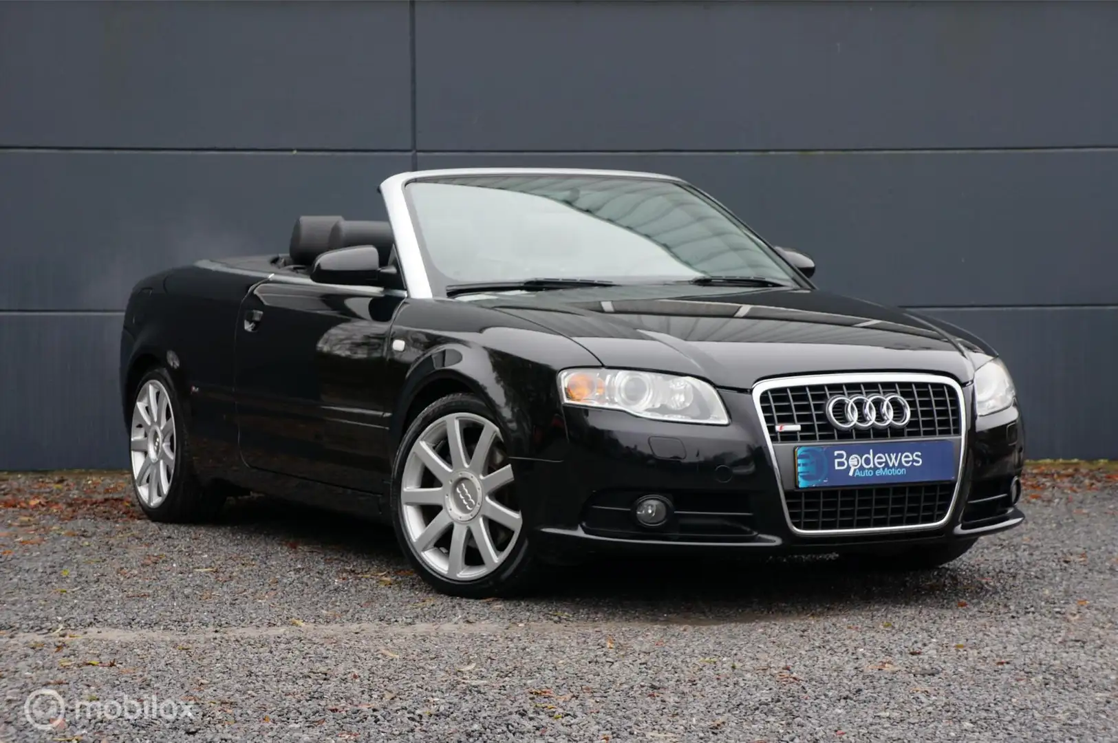 Audi A4 Cabriolet 3.2 FSI Quattro Vol S-Line Navi Cruise X Noir - 1