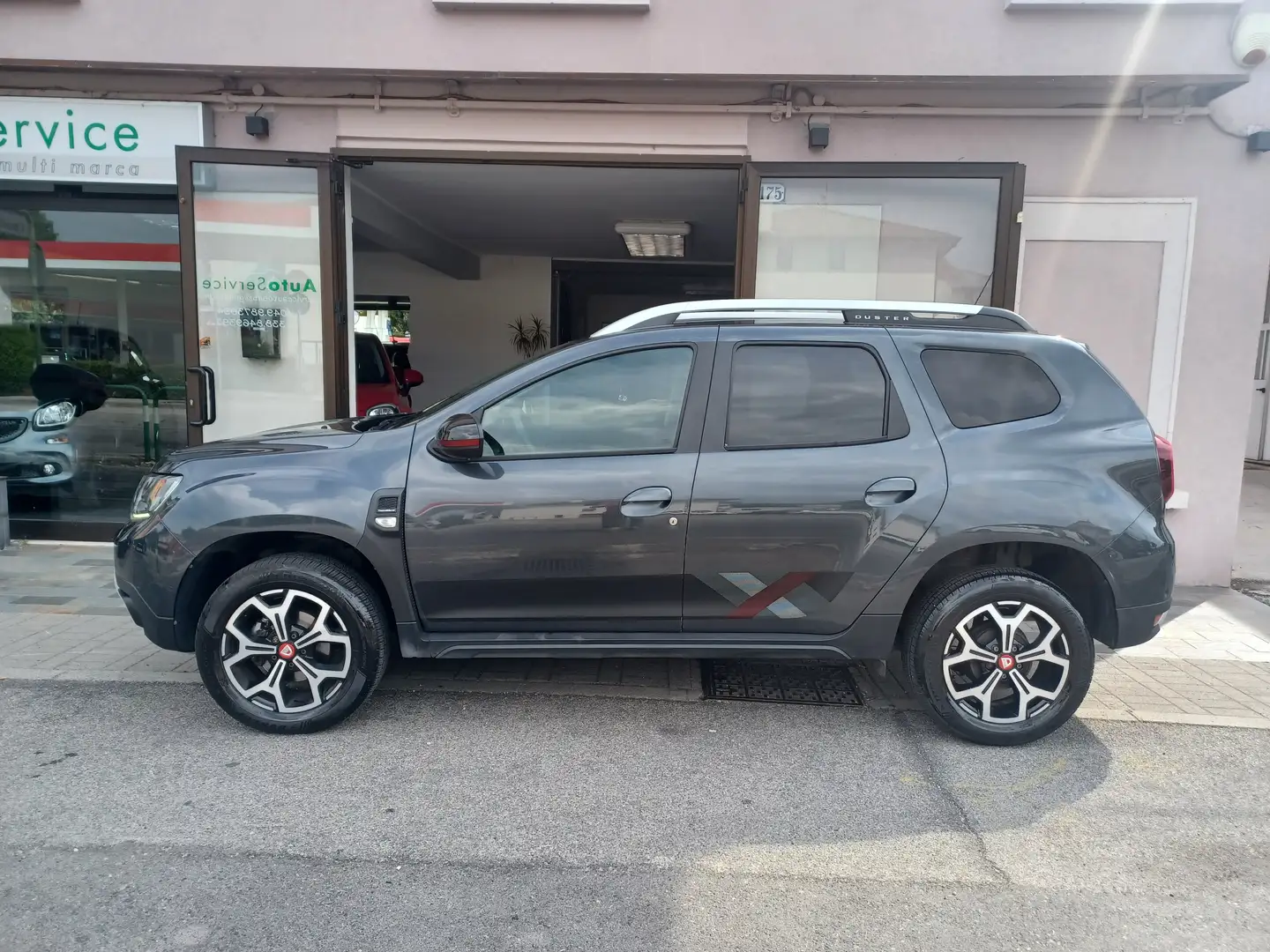Dacia Duster Duster II 1.5 blue dci Techroad  115cv Szary - 1
