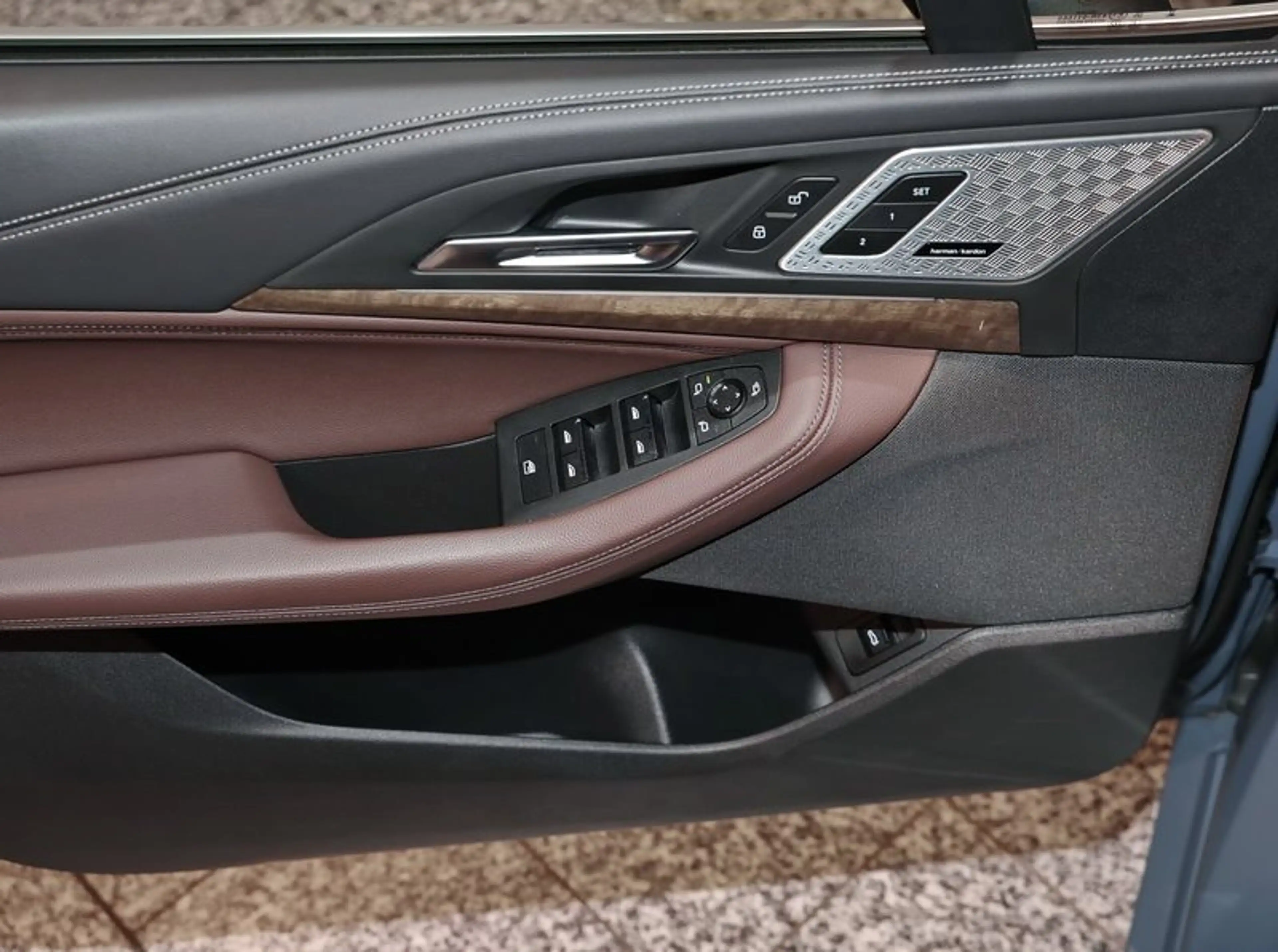 BMW 223 i Active Tourer — photo 10