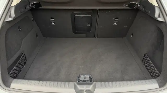 Mercedes-Benz Gla view 27