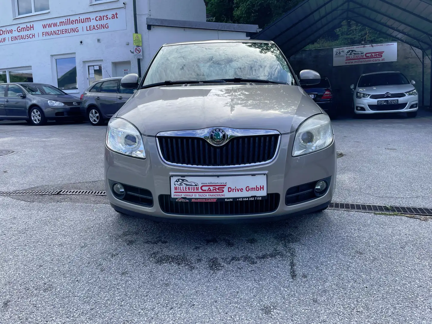 Skoda Fabia Ambiente Grau - 2
