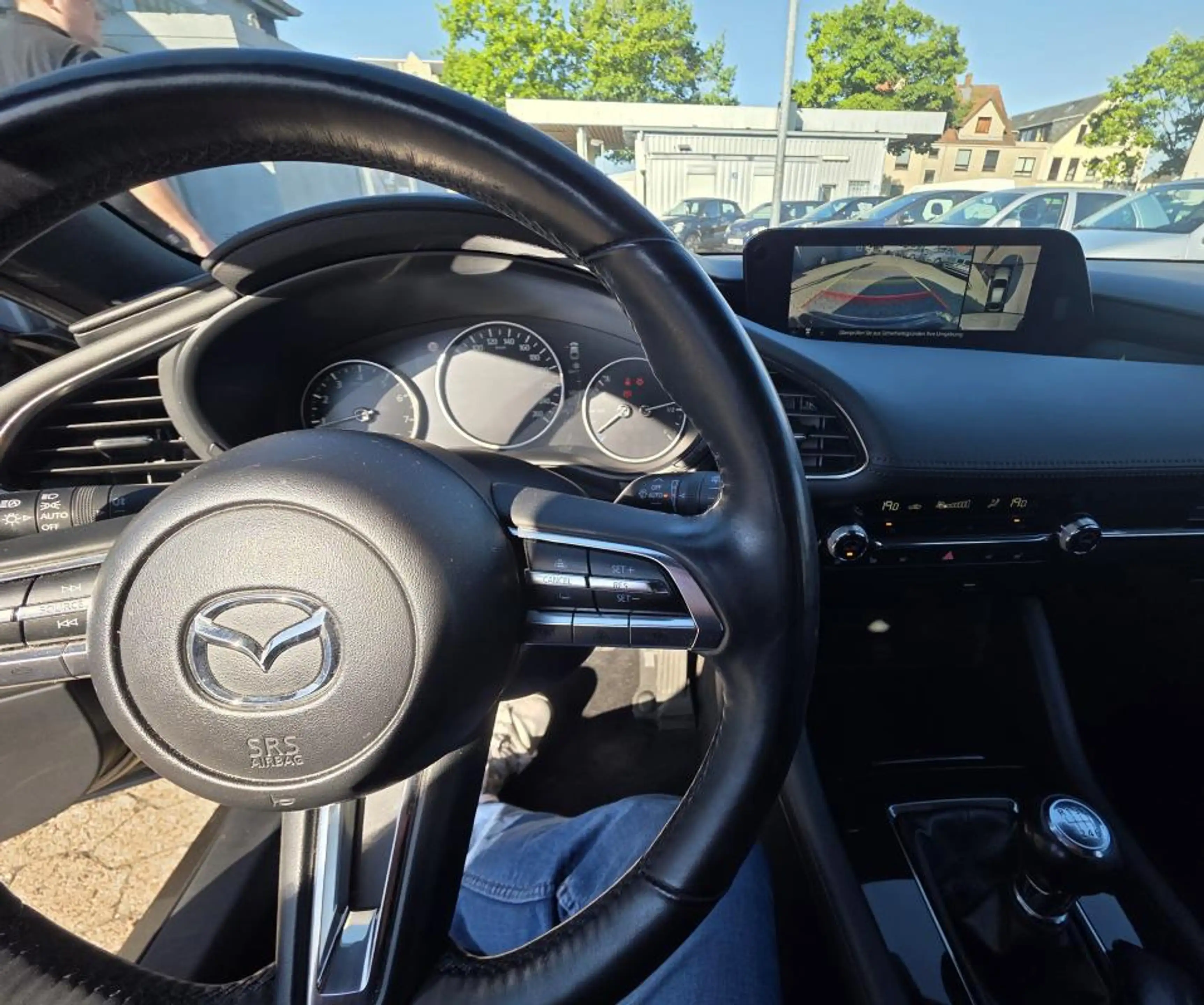 Mazda 3 Skyactiv - G — photo 13