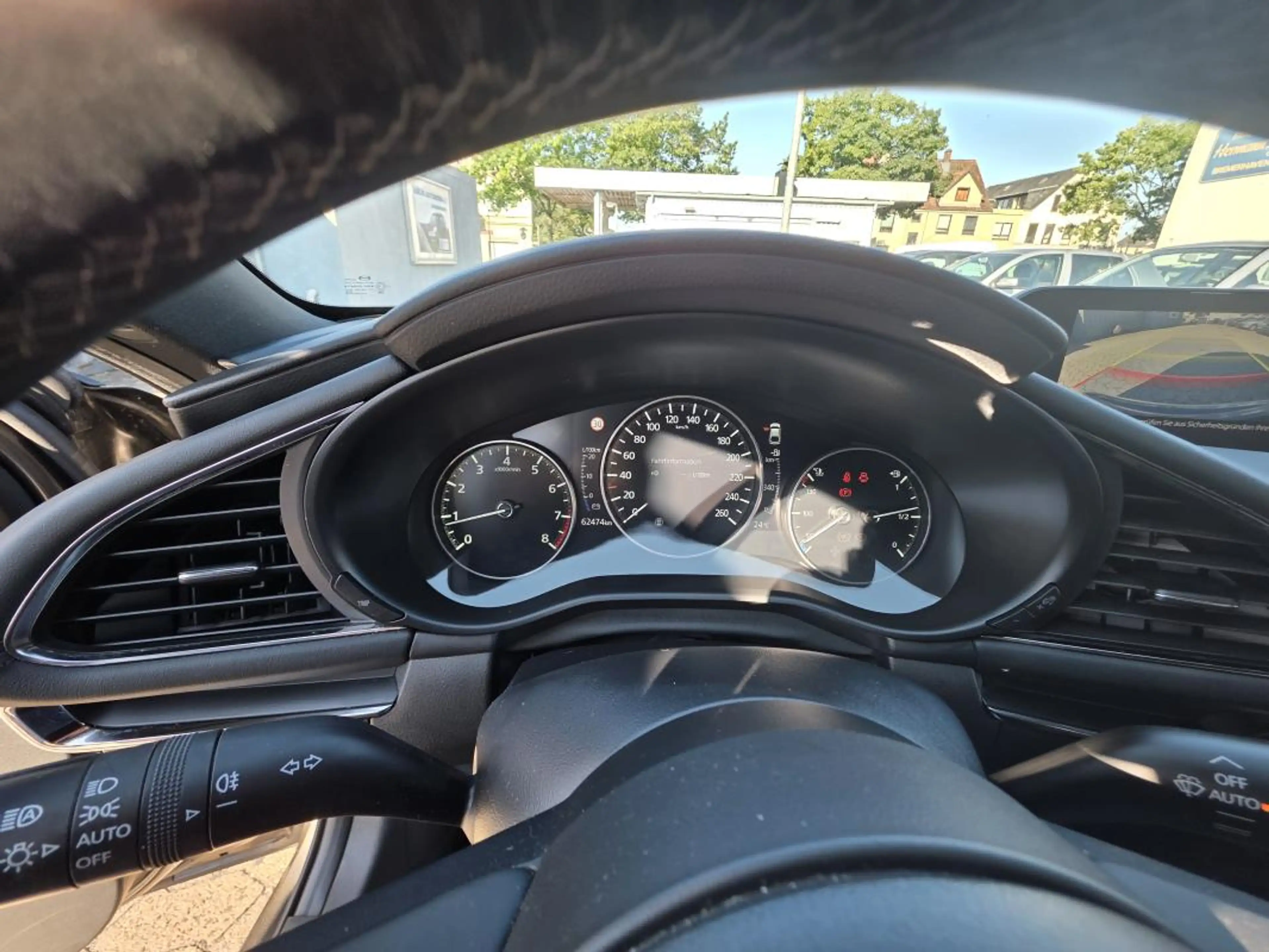 Mazda 3 Skyactiv - G — photo 14
