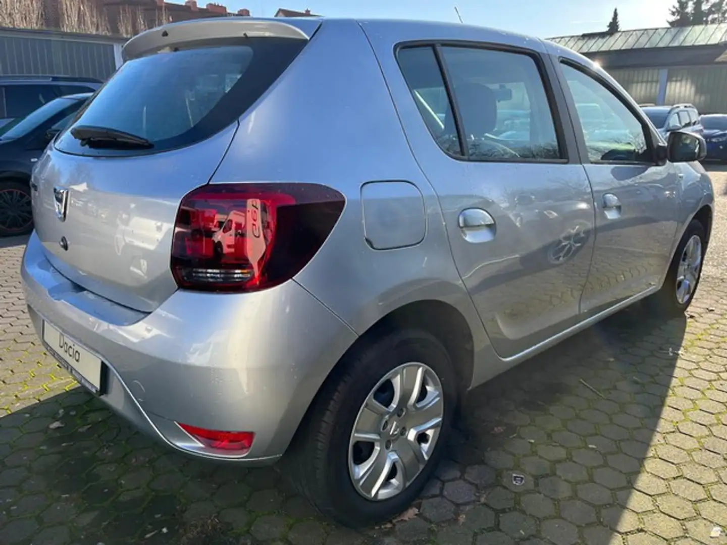 Dacia Sandero Comfort Grau - 2