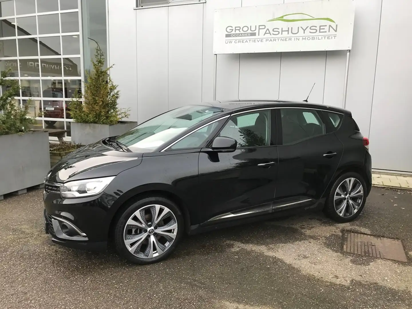Renault Scenic Intens Energy TCe 140 Schwarz - 2