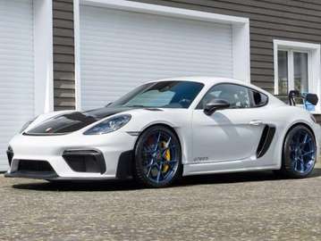 GT4 RS