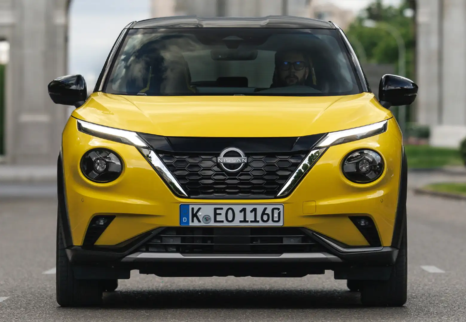 Nissan Juke 1.0 DIG-T N-Connecta 4x2 DCT 7 84kW Azul - 1