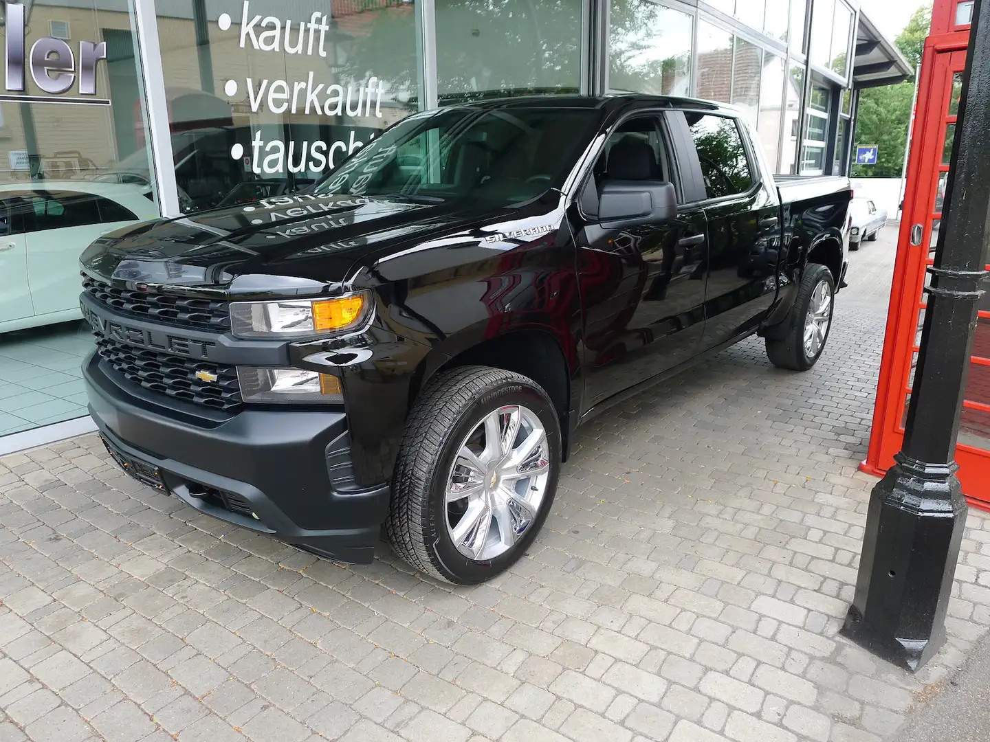 Chevrolet Silverado 1500 Crew Cab 4WD 4,3 V6 Noir - 2