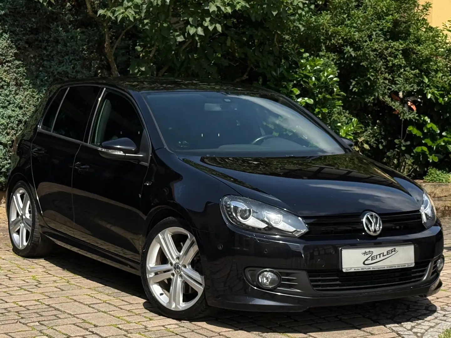 Volkswagen Golf R-line 4Motion Leder+AHK+Navi+Xenon+Highline Noir - 1
