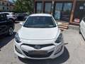 Hyundai i30 i30 5p 1.6 crdi Comfort 110cv Weiß - thumbnail 1
