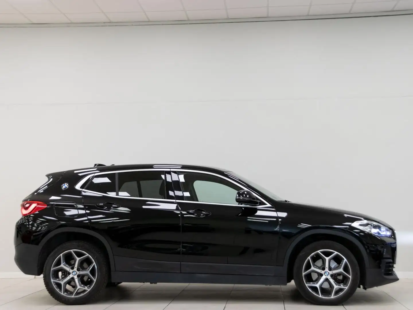 BMW X2 sDrive 18iA - 2