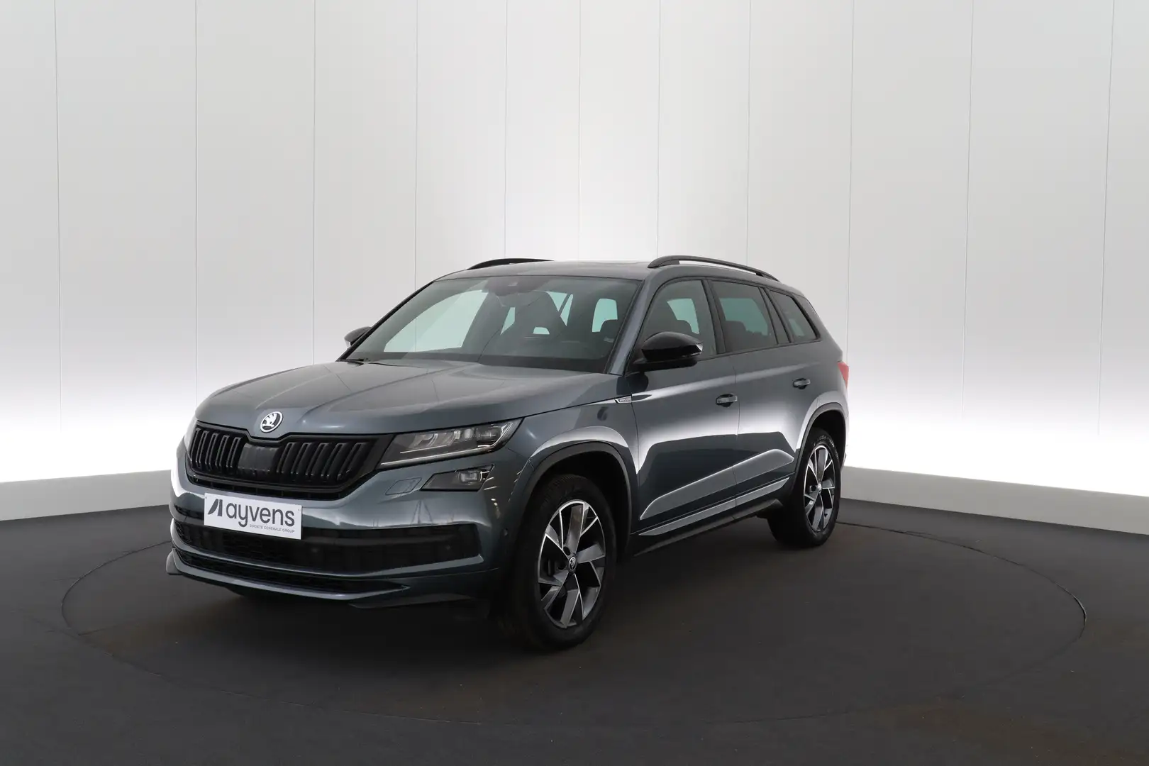 Skoda Kodiaq 2.0 CR TDi Sportline II DSG 7Pl. LEDER/ALCANTARA L Gris - 1