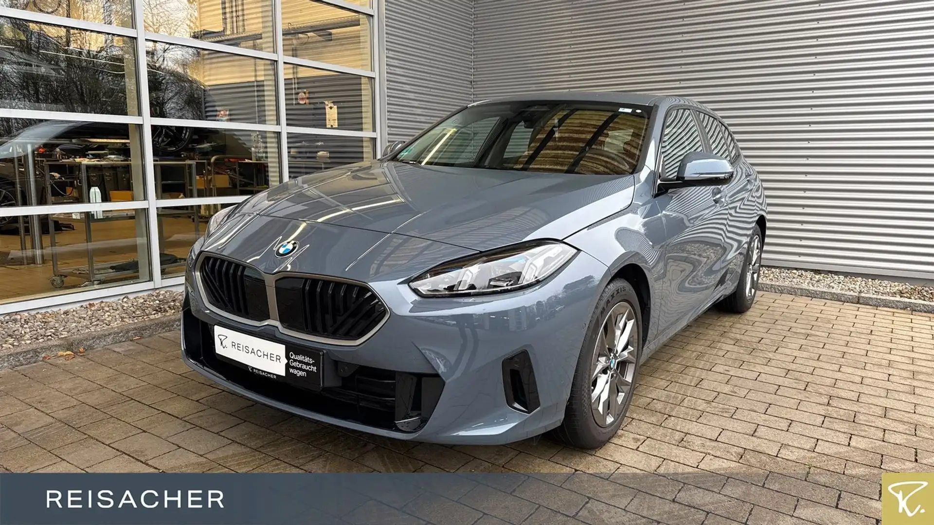 BMW 120 Navi Tempo RüKa PDC Sitzhzg 17"LM DAB Grau - 1
