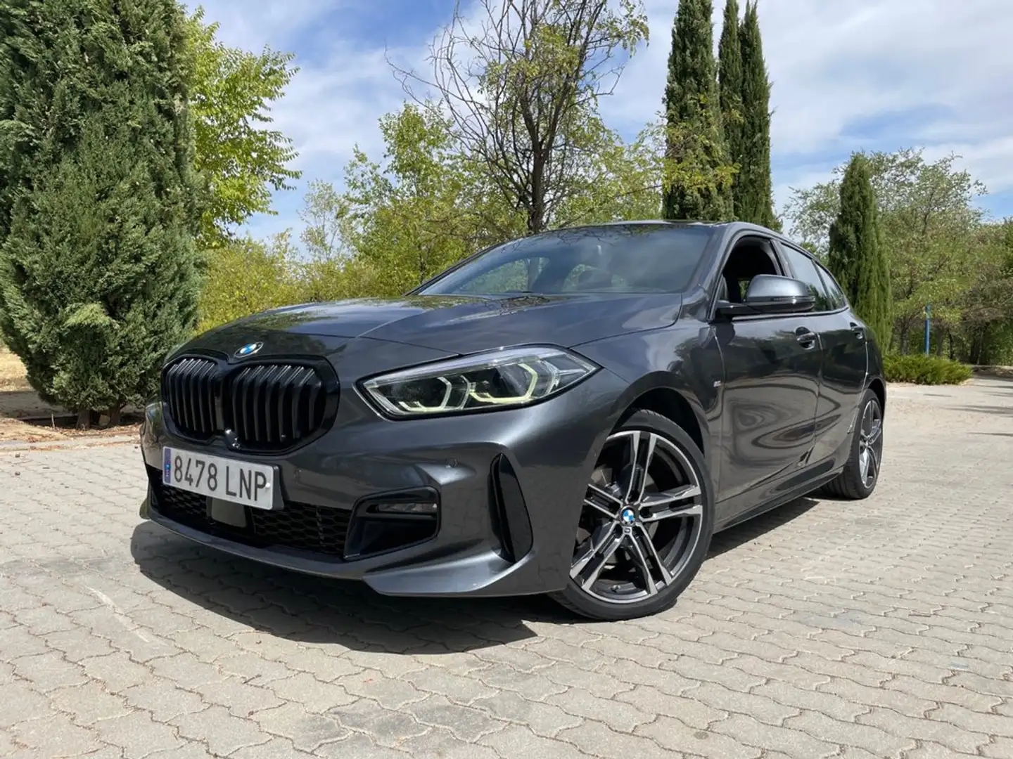 BMW 116 118d Gris - 1
