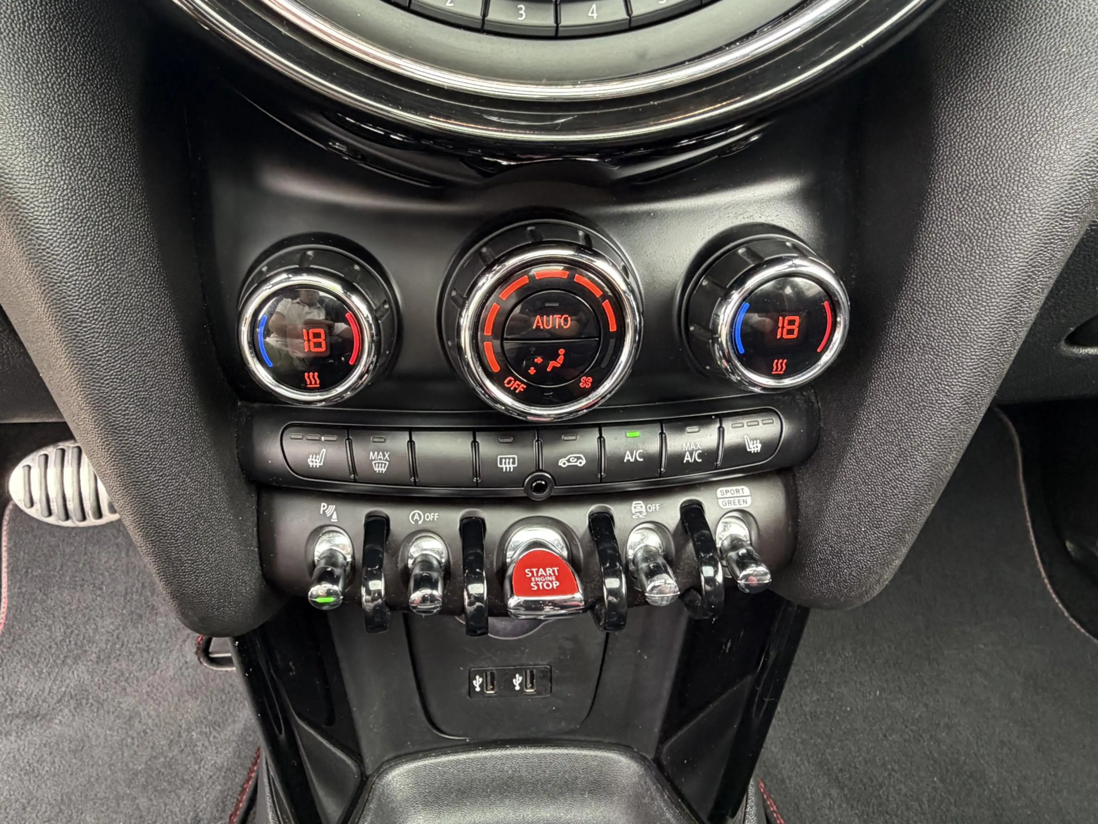 MINI John Cooper Works 3-Deurs 2.0 Chili — photo 9
